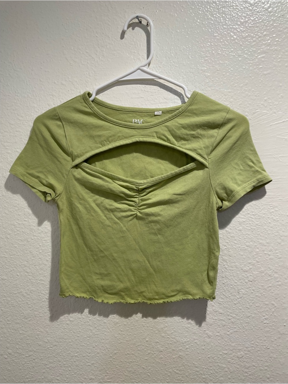 💚 PacSun Pac Cares Green Cutout Ruched Tee - Size S 💚